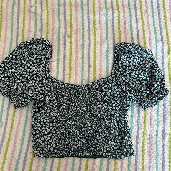 H&M Cropped Top - Picture 2 of 3
